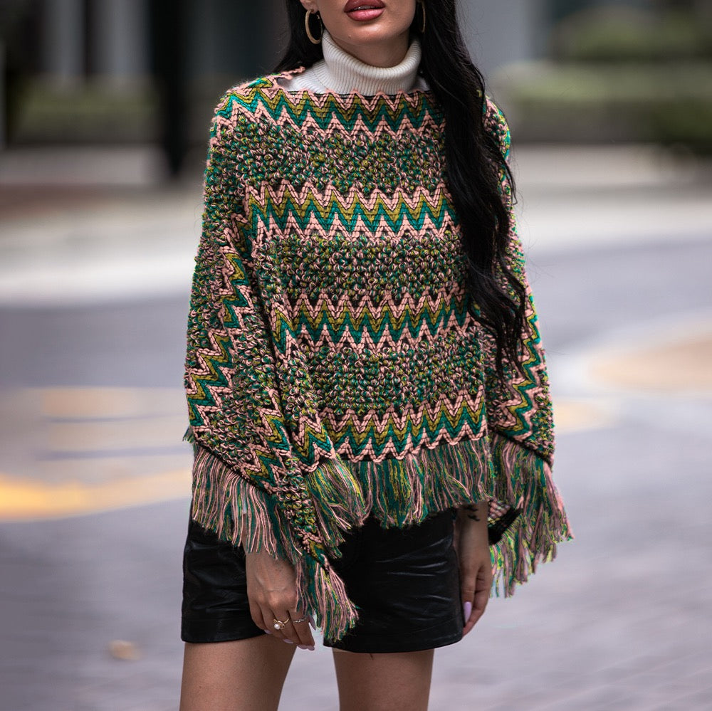 Green Fringe Trim Batwing Sleeve Asymmetrical Hem Poncho Sweater