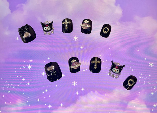 100% Handmade Press on Nails- Kuromi( short shapes)